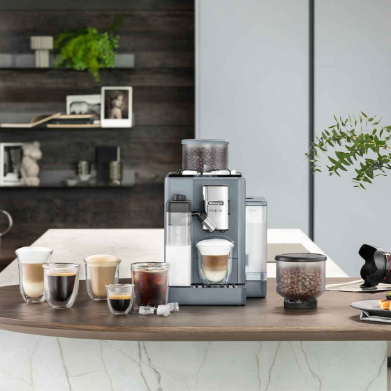 Machine à café en grains Delonghi Rivelia Latte FEB 4455.G Gris Galet + 94€ de CADEAUX EXCLUSIFS