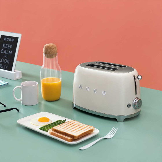 Grille-pain SMEG 2 Tranches Crème - TSF01CREU