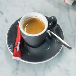 Sucre Blanc Cafés Richard - Boîte distributrice 750 bûchettes rouges