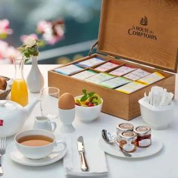 Coffret de Thés et Infusions Bio en bois Comptoirs Richard 10 variétés - 100 sachets
