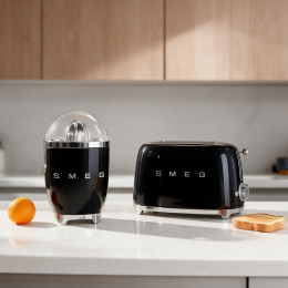 Set petit-déjeuner SMEG Noir (Grille-pain TSF01BLEU + Presse-agrumes CJF11BLEU)