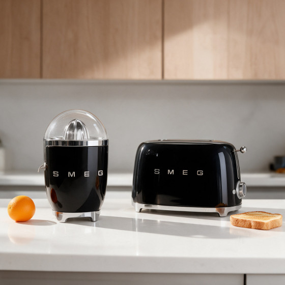 Set petit-déjeuner SMEG Noir (Grille-pain TSF01BLEU + Presse-agrumes CJF11BLEU))