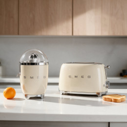 Set petit-déjeuner SMEG Noir (Grille-pain TSF01CREU + Presse-agrumes CJF11CREU)
