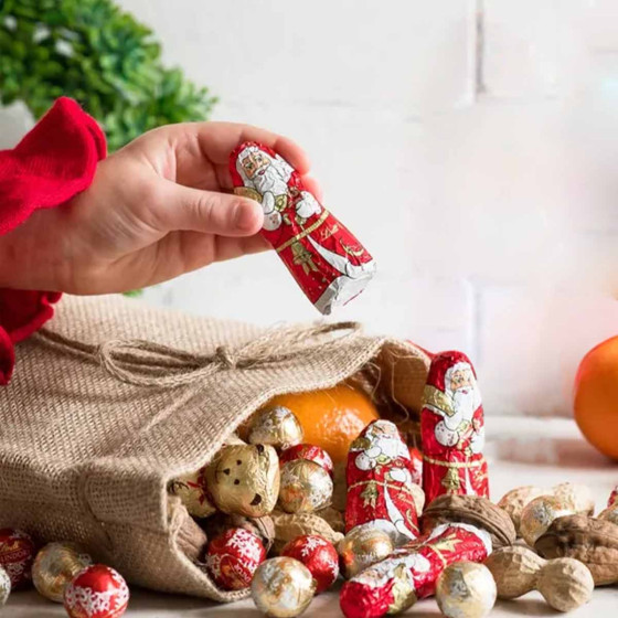 385 Pères Noël Chocolat au lait - Lindt - Carton de 3,85 Kg