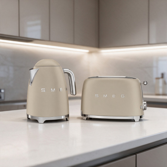 Set petit-déjeuner SMEG Beige Lin Mat (Bouilloire KLF03MLMEU + Grille-pain TSF01MLMEU)