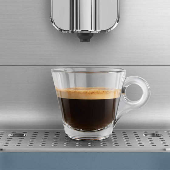 SMEG Machine automatique Système lait Bleu Orage - BCC13SBMEU