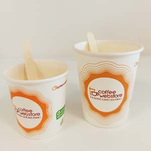 spatules dans gobelets