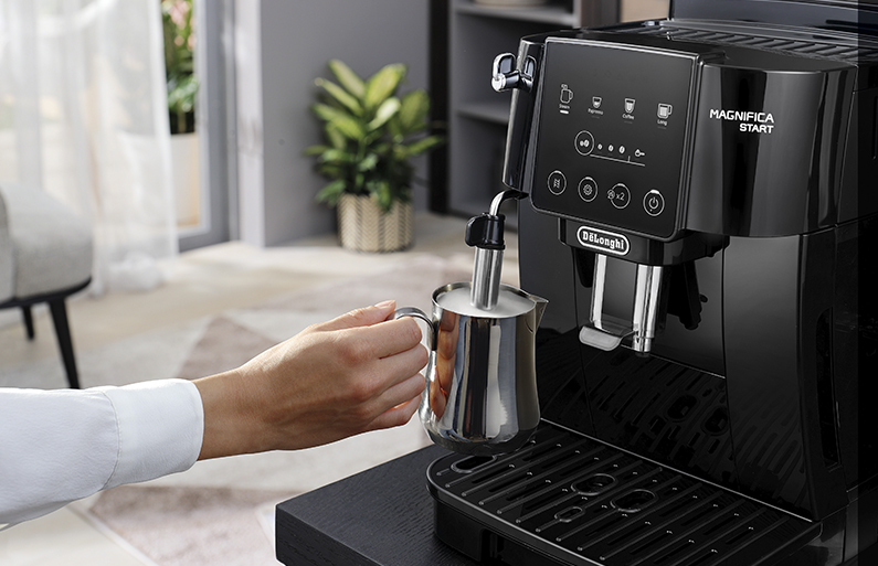 Machine à café en grains DeLonghi Magnifica START FEB 2221.B