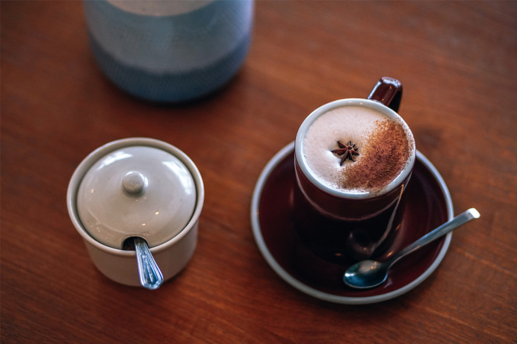 Quelles épices pour sublimer votre café ?