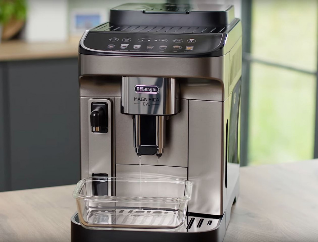 Nettoyage de la machine à café Delonghi Magnifica Evo