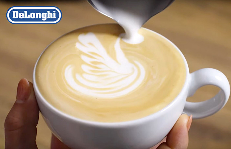 TUTO - Comment faire une cappuccino ? Mousse de lait & Latte Art 