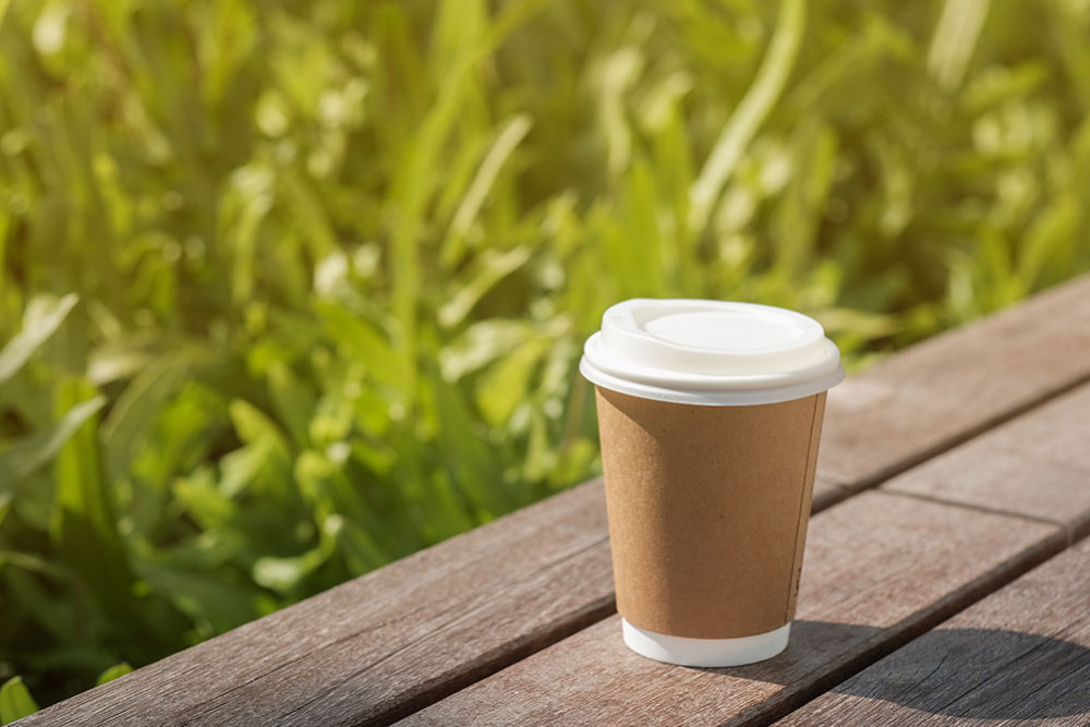 De quoi est composé un gobelet en carton ?