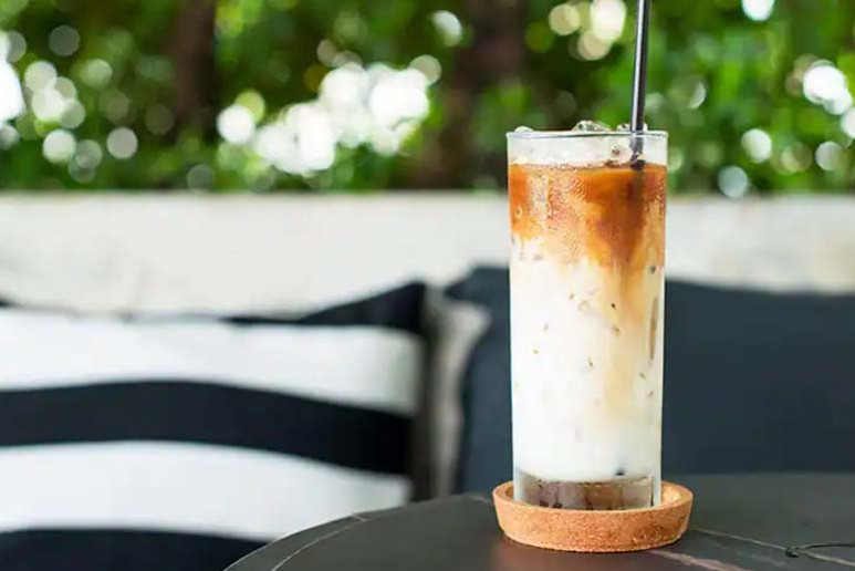 Comment préparer un café latte glacé ?