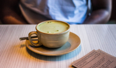 Thé matcha: thé vert japonais moulu très finement