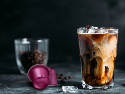 Préparation d'un frappé glacé avec Orubia
