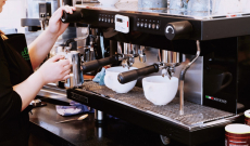 5 conseils pour bien entretenir votre machine à café